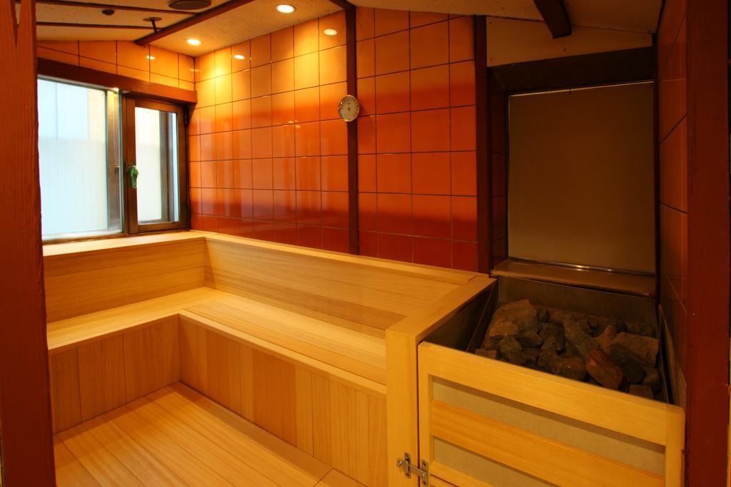 Capsule Inn Osaka Exteriör bild